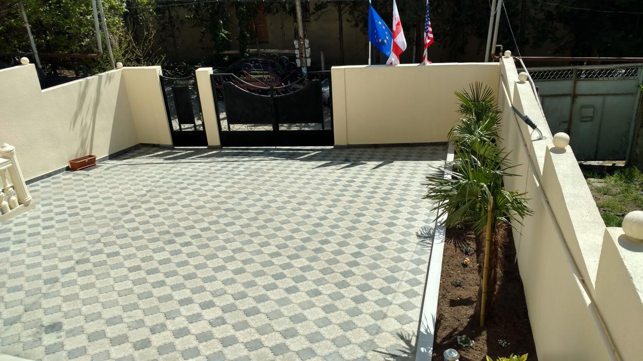 Hotel Stal+ Тбилиси Екстериор снимка