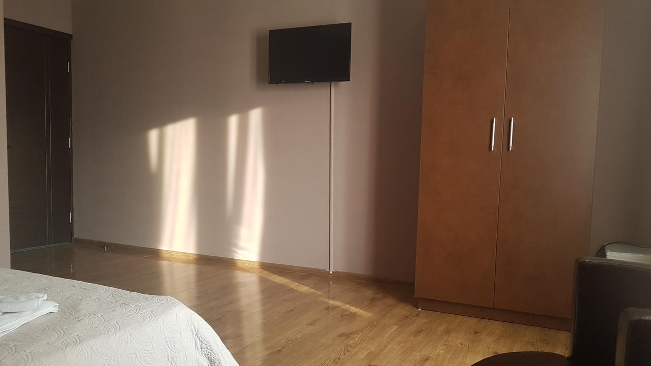 Hotel Stal+ Тбилиси Екстериор снимка