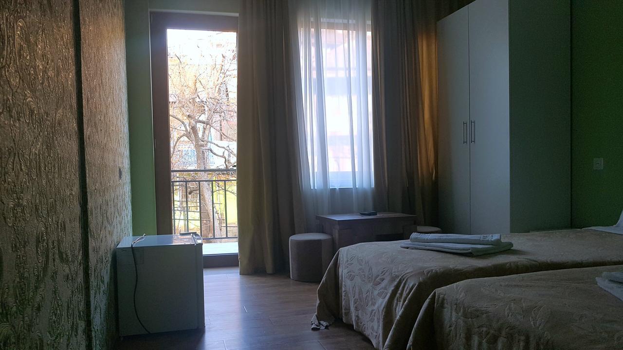 Hotel Stal+ Тбилиси Екстериор снимка