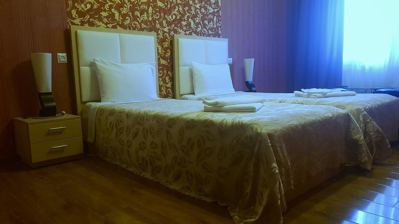 Hotel Stal+ Тбилиси Екстериор снимка