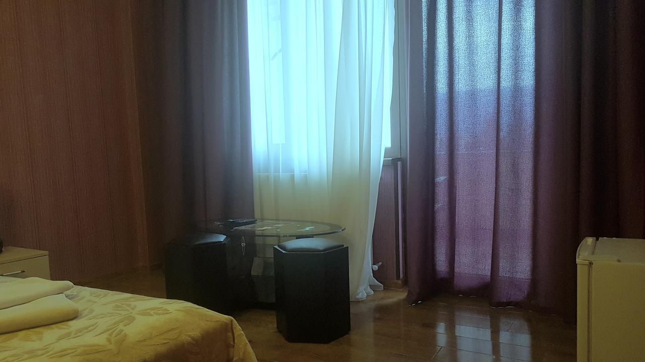 Hotel Stal+ Тбилиси Екстериор снимка