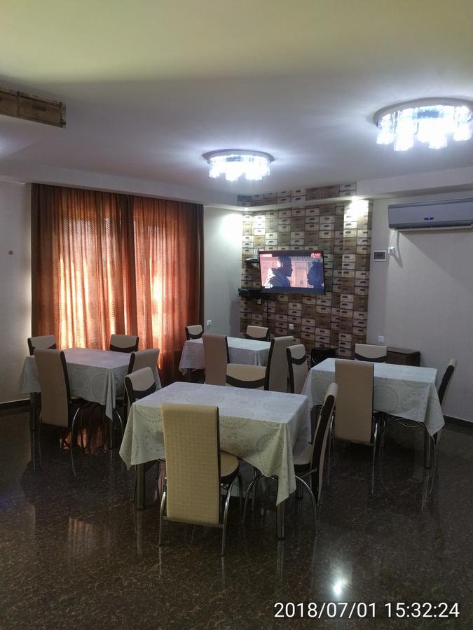Hotel Stal+ Тбилиси Екстериор снимка