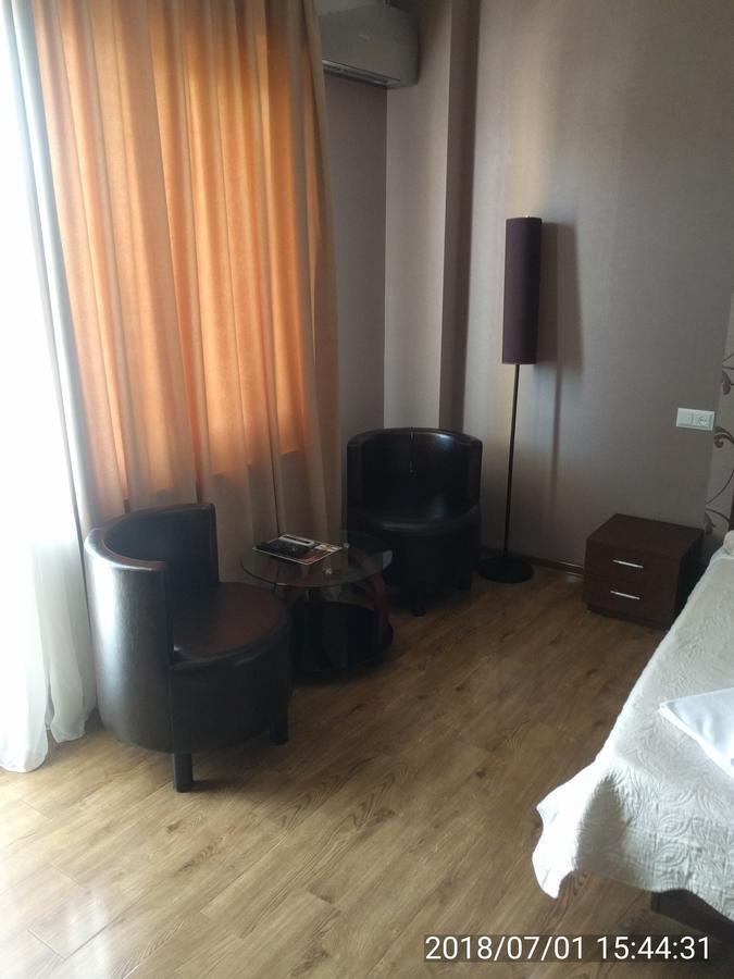 Hotel Stal+ Тбилиси Екстериор снимка