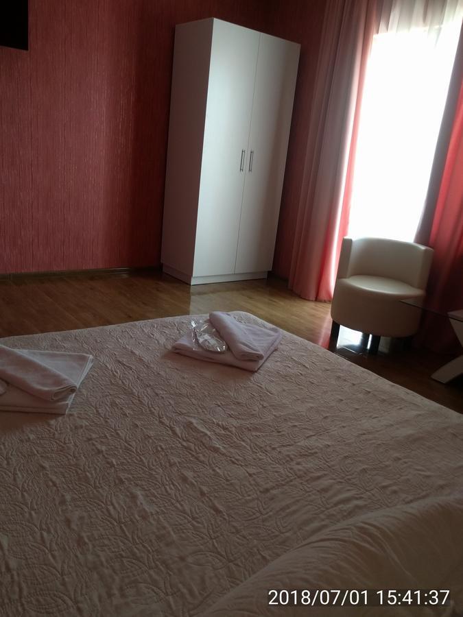 Hotel Stal+ Тбилиси Екстериор снимка