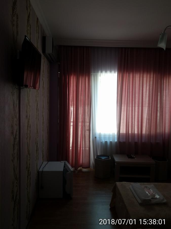 Hotel Stal+ Тбилиси Екстериор снимка