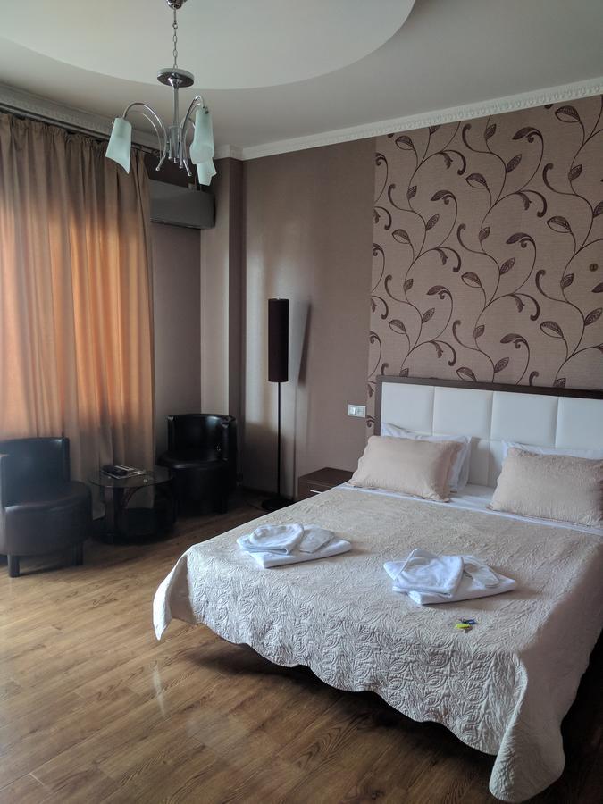 Hotel Stal+ Тбилиси Екстериор снимка