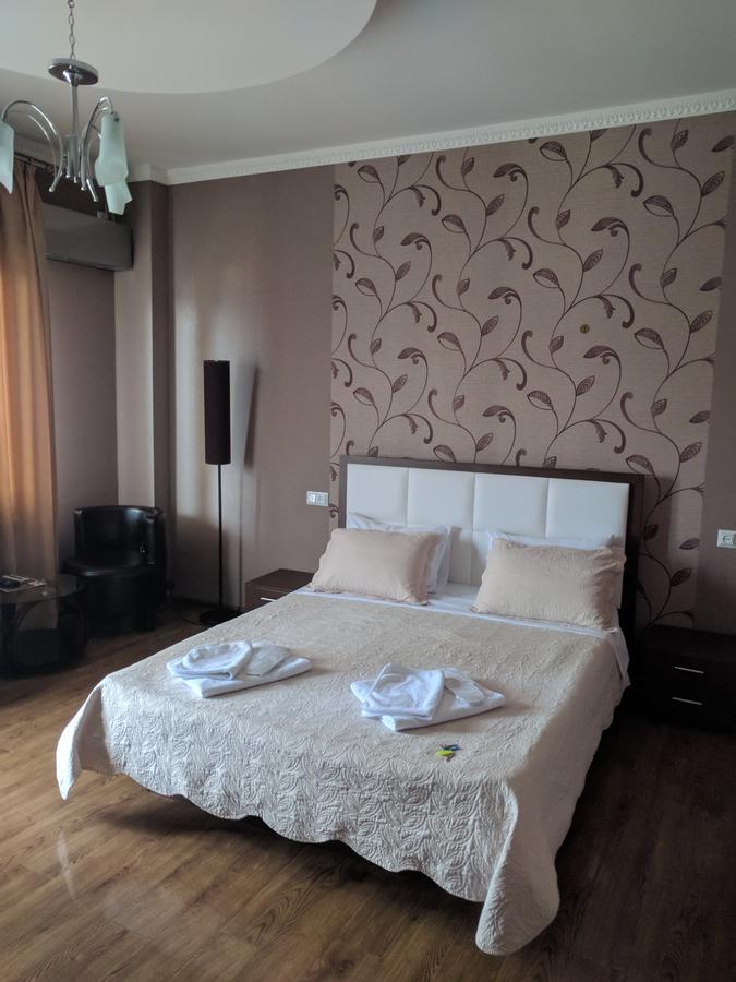 Hotel Stal+ Тбилиси Екстериор снимка